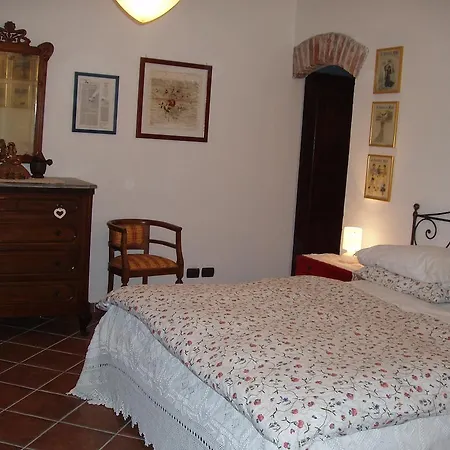 Bed & Breakfast Cascina Nel Bosco