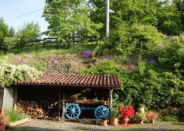 Cascina Nel Bosco 3* Moncucco Torinese