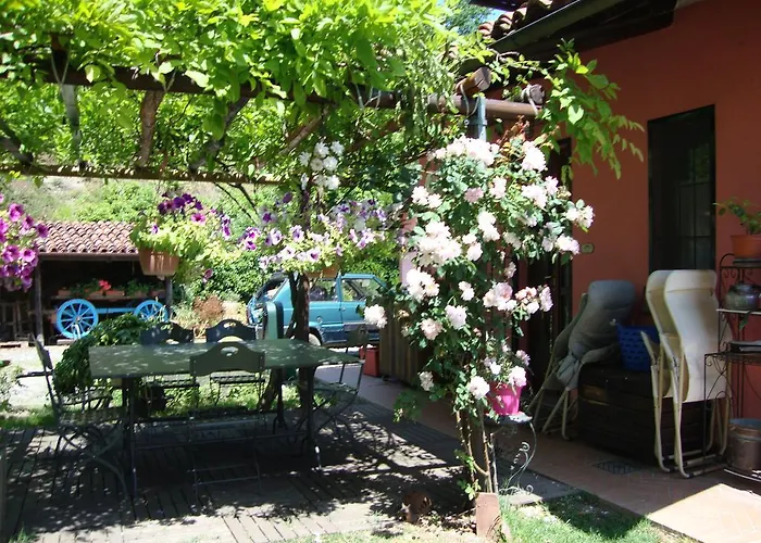 Bed & Breakfast Cascina Nel Bosco 3*